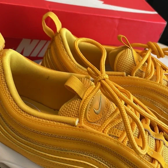 Nike Air Max 97 Color Mustard | Size 10.5 - Picture 5 of 10
